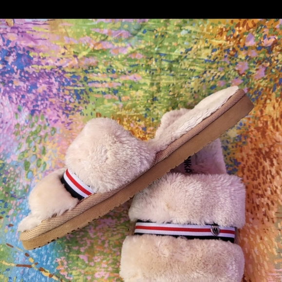 Minnetonka Women's 6 Plush Faux Fur Varsity Striped Comfort Slipper Slides - Picture 7 of 11